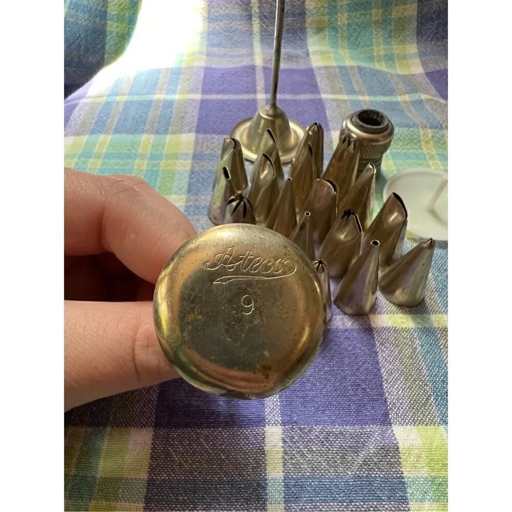 Vintage Cake Piping Tips